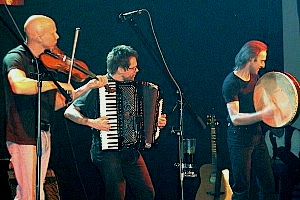CLOVER Trio 2002